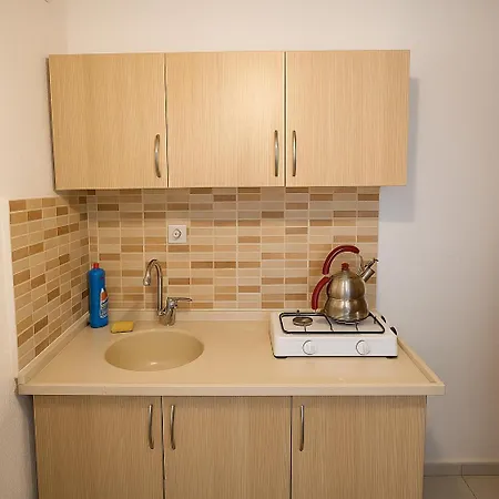 Okyanus 아파트 마르마라섬